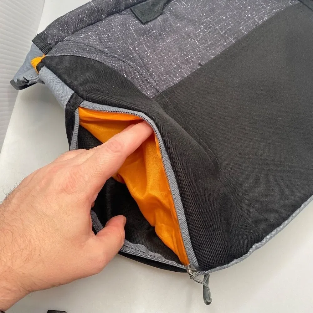 Unbranded see black messenger